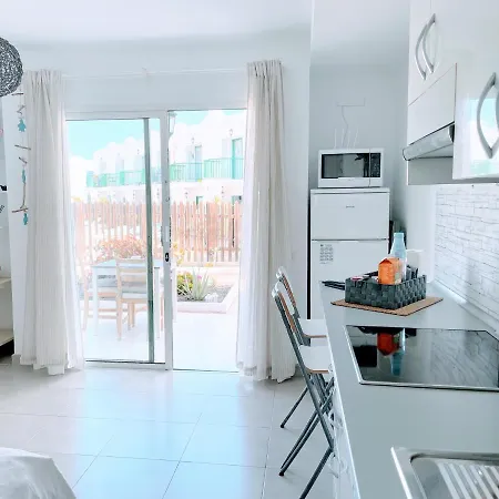 Cleo Pool View & Wi-fi By Irent Fuerteventura Apartment Corralejo