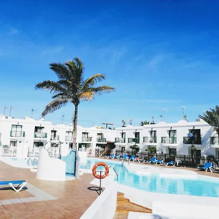 Cleo Pool View & Wi-fi By Irent Fuerteventura