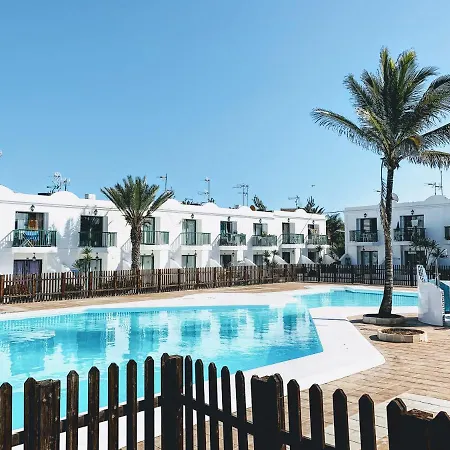 Cleo Pool View & Wi-fi By Irent Fuerteventura