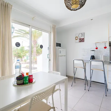 Cleo Pool View & Wi-fi By Irent Fuerteventura Apartment